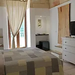 Dimora Dioniso B&B
